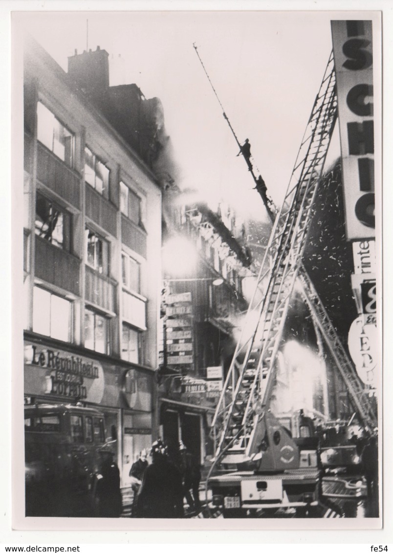 ° MOSELLE ° METZ ° RUE SERPENOISE ° INCENDIE DU MAGASIN "STUHLER" Le 9 JUILLET 1980 ° POMPIERS ° LOT DE 19 PHOTOS ° - Places