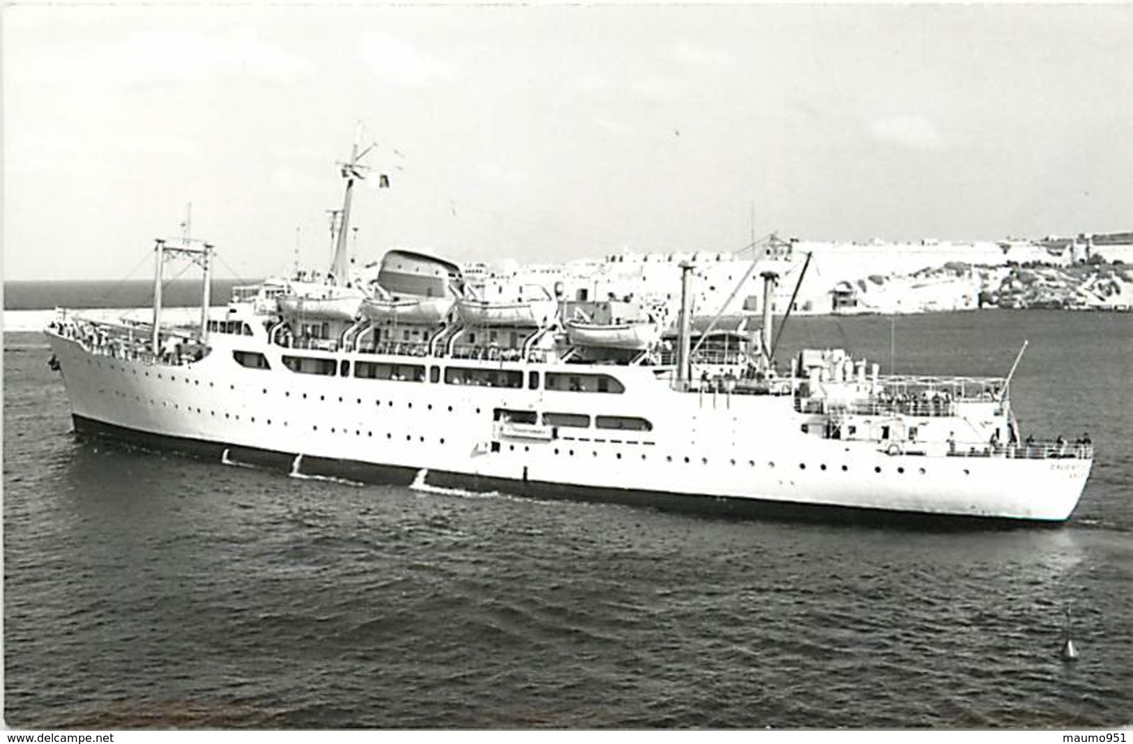 626 BATEAU DE PAQUEBOT LE CIUDAD DE GRANADA DE 1961 PREFIXE M.V - Barche