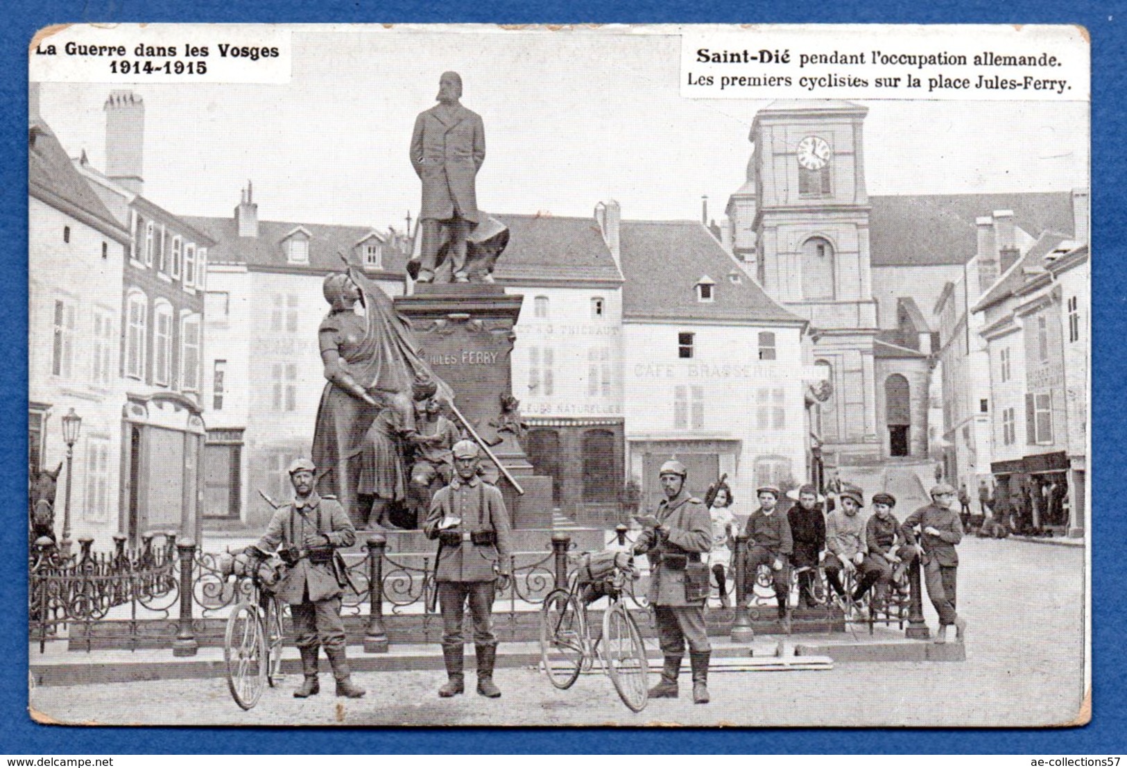 St Dié  - Cyclistes Allemands Sur La Place Jules Ferry - Saint Die