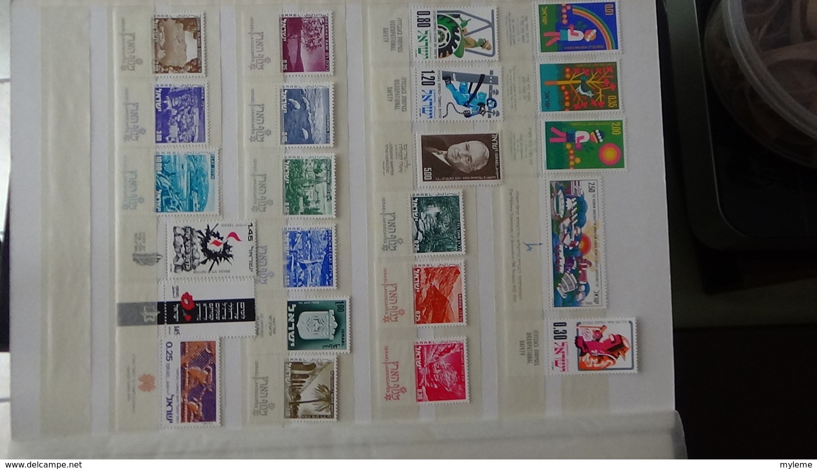 Grosse collection ISRAEL en timbres avec tabs, blocs, carnets **. Belle côte !!!