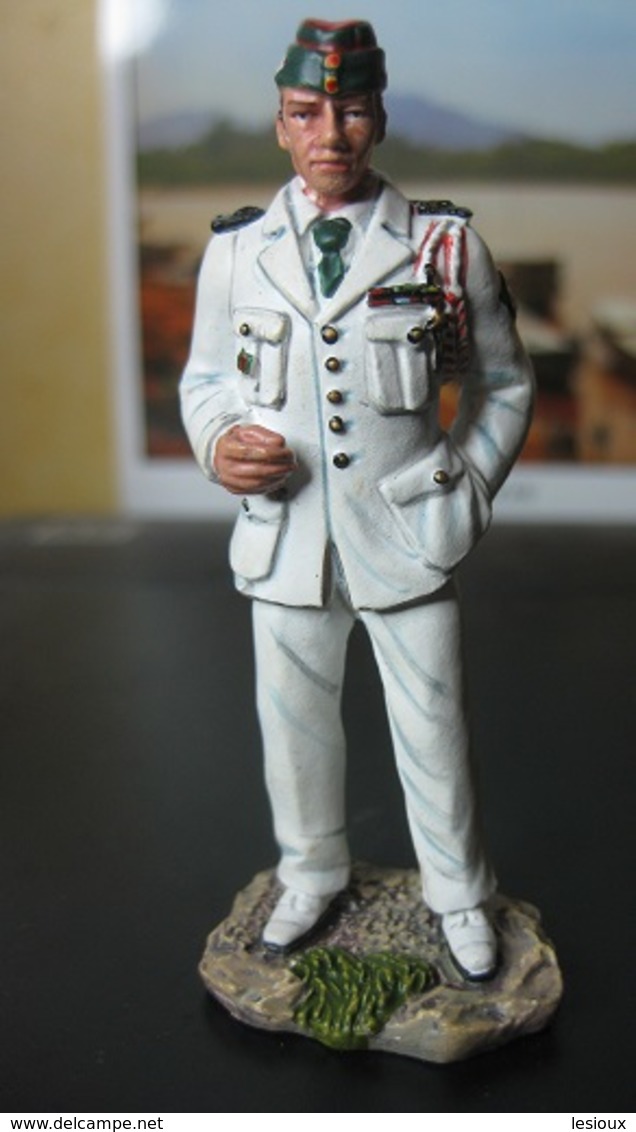 F417 FIGURINE SOLDAT DE PLOMB LEGION ETRANGERE LEGIONNAIRE ADJUDANT CHEF 2EME REI 1950 - Soldats De Plomb