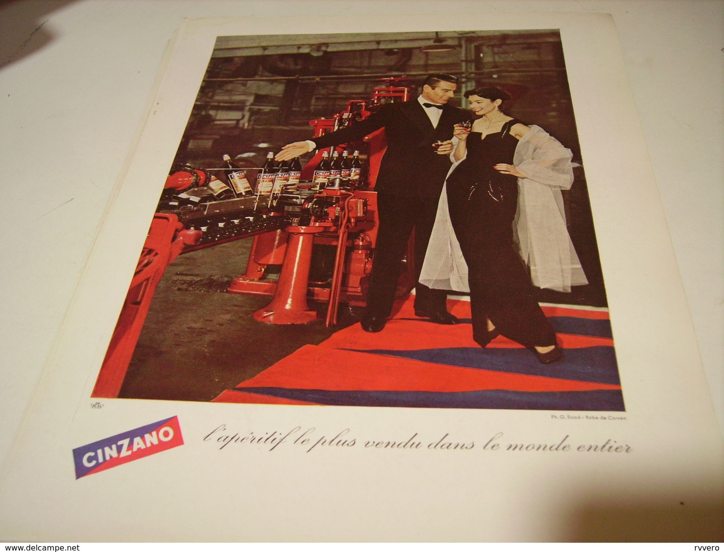 ANCIENNE AFFICHE PUBLICITE CINZANO 1953 - Alcools