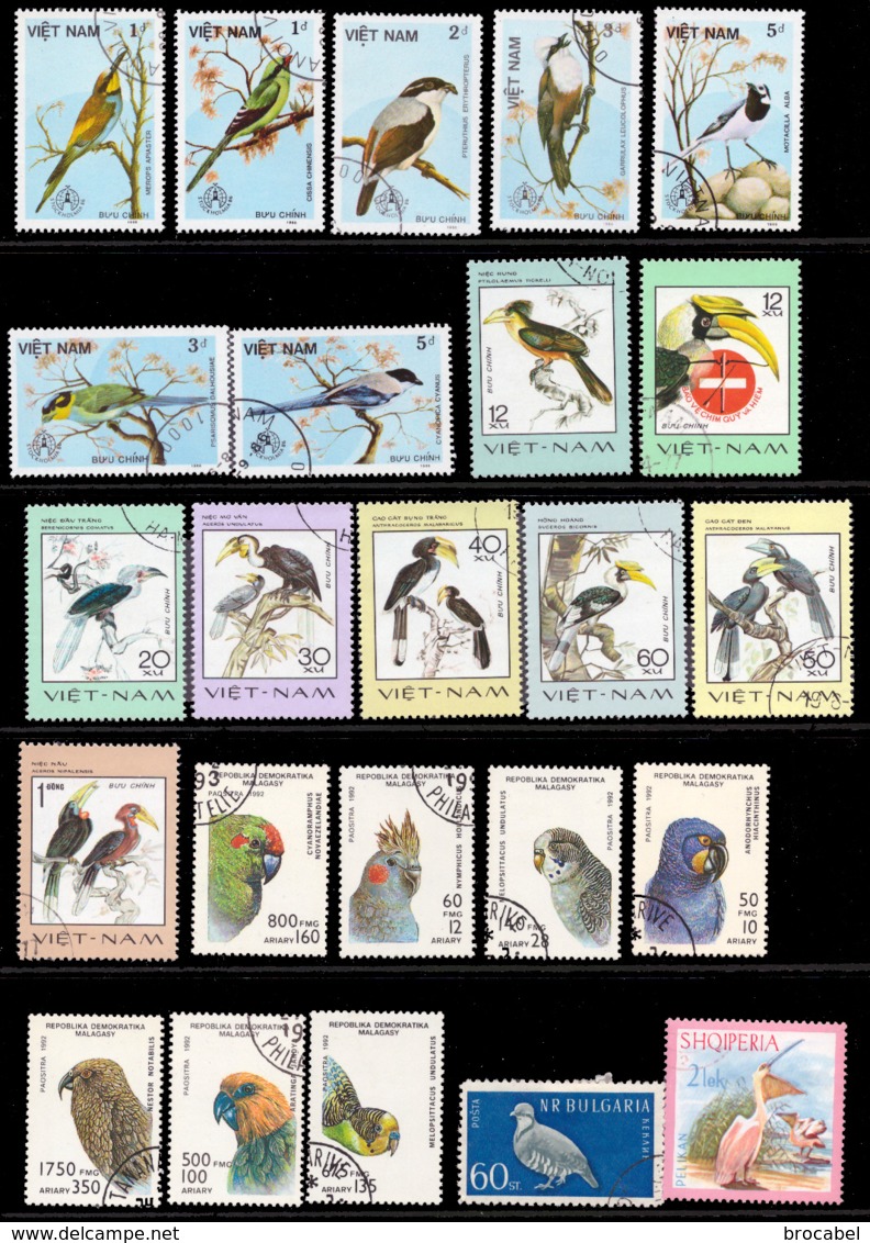 Lot oiseaux - 120 timbres(o)