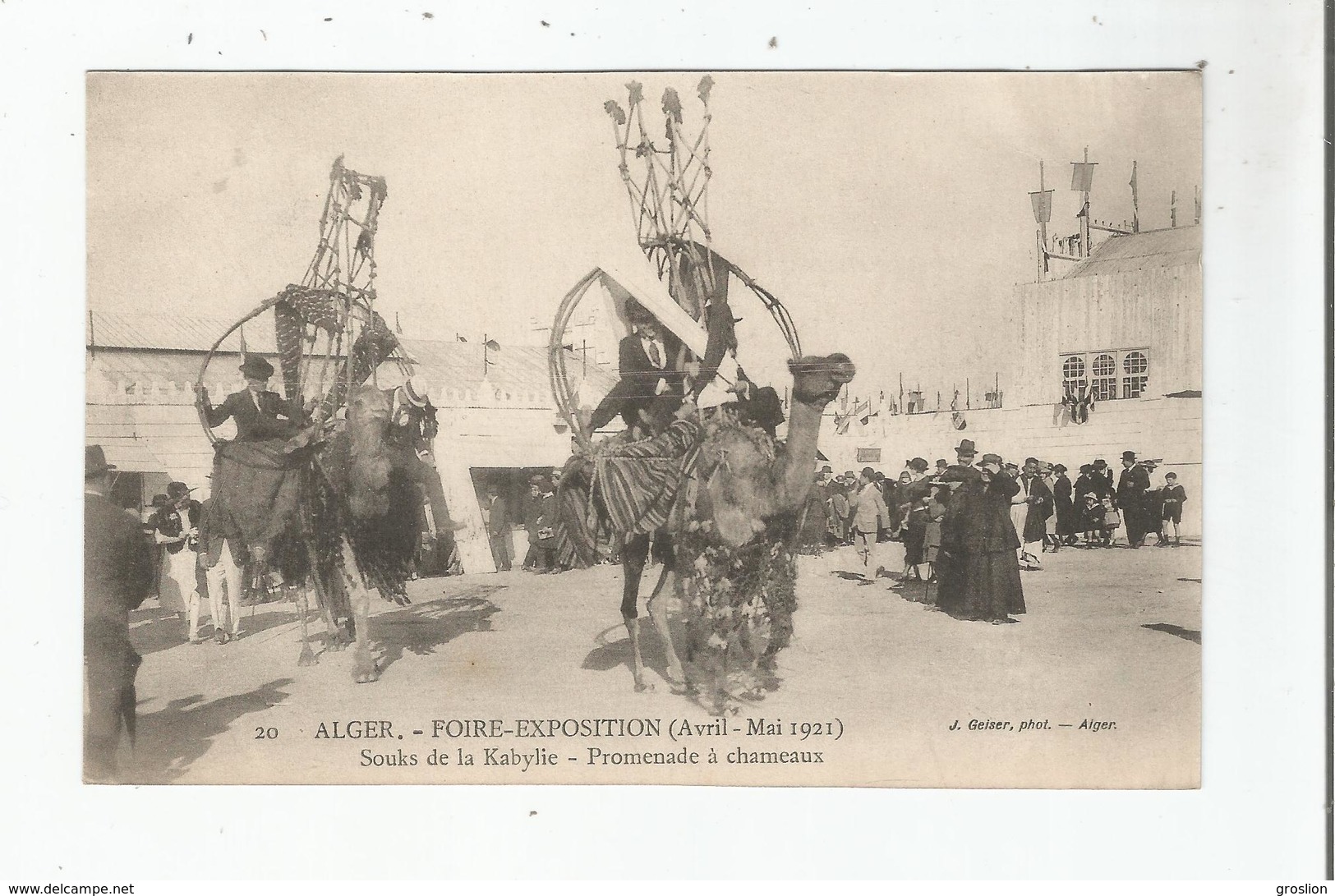 ALGER 20 FOIRE EXPOSITION (AVRIL MAI 1921) SOUKS DE LA KABYLIE PROMENADE A CHAMEAUX  (ANIMATION) - Algeri