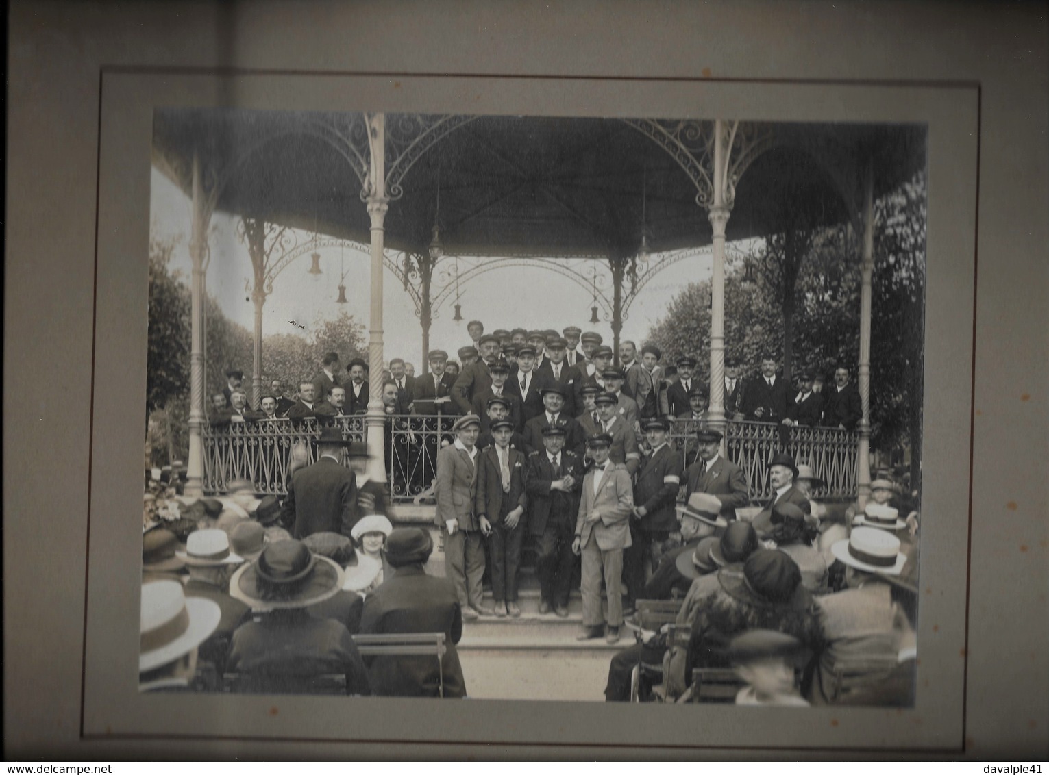 91  CORBEIL SUPERBE Et   RARE PHOTO  CONCERT MUSIQUE KIOSQUE  BON ETAT - Corbeil Essonnes