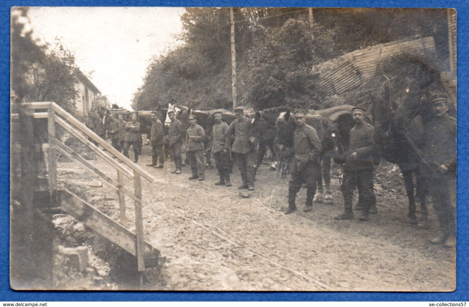 Carte Photo  - Soldats Allemands --  10/1917 - War 1914-18