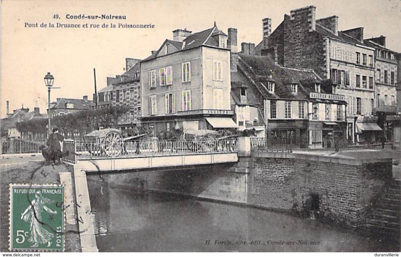 14 - Condé Sur Noireau - Pont De La Druance Et Rue De La Poissonnerie - Autres & Non Classés