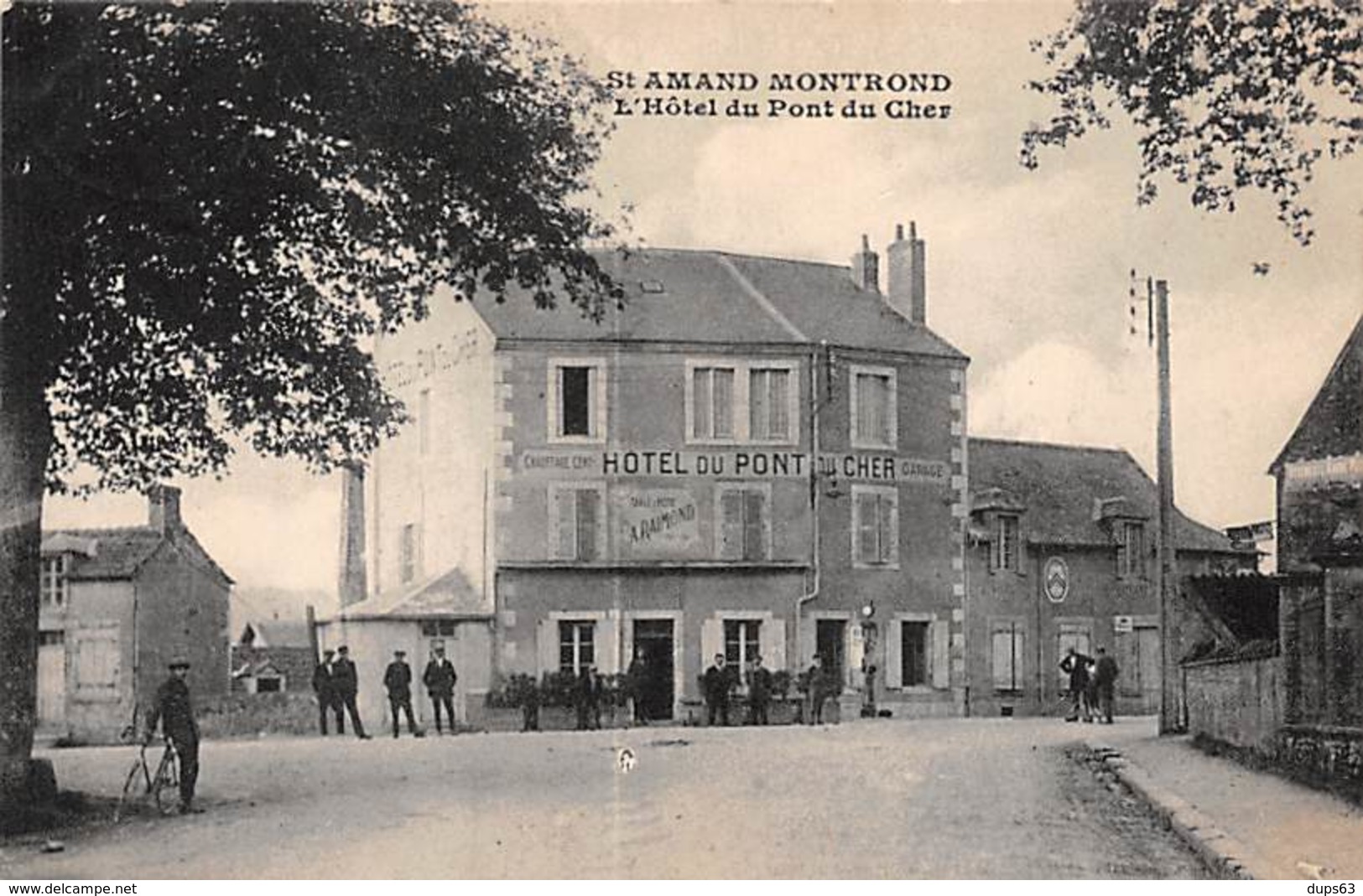 SAINT AMAND MONTROND - L'Hôtel Du Pont Du Cher - Très Bon état - Saint-Amand-Montrond