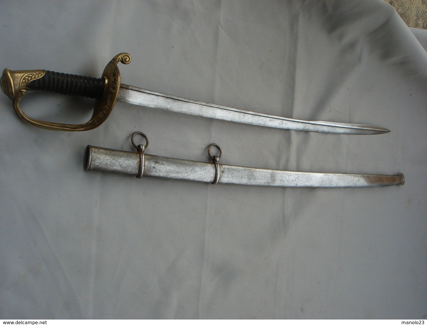 Sabre D'officier D'infanterie Modèle 1845/55 Avec Son Fourreau - Armes Blanches