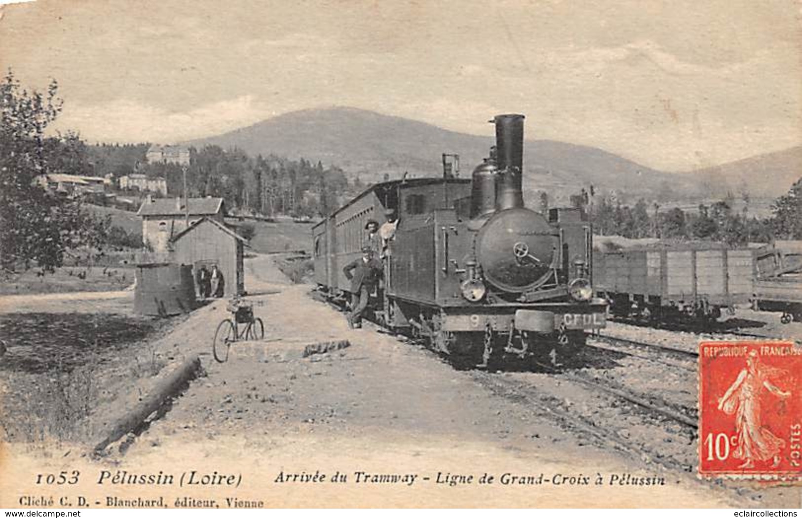 Pellussin    42     Arrivée Du Tramway En Gare De Grand Croix    (voir Scan) - Pelussin