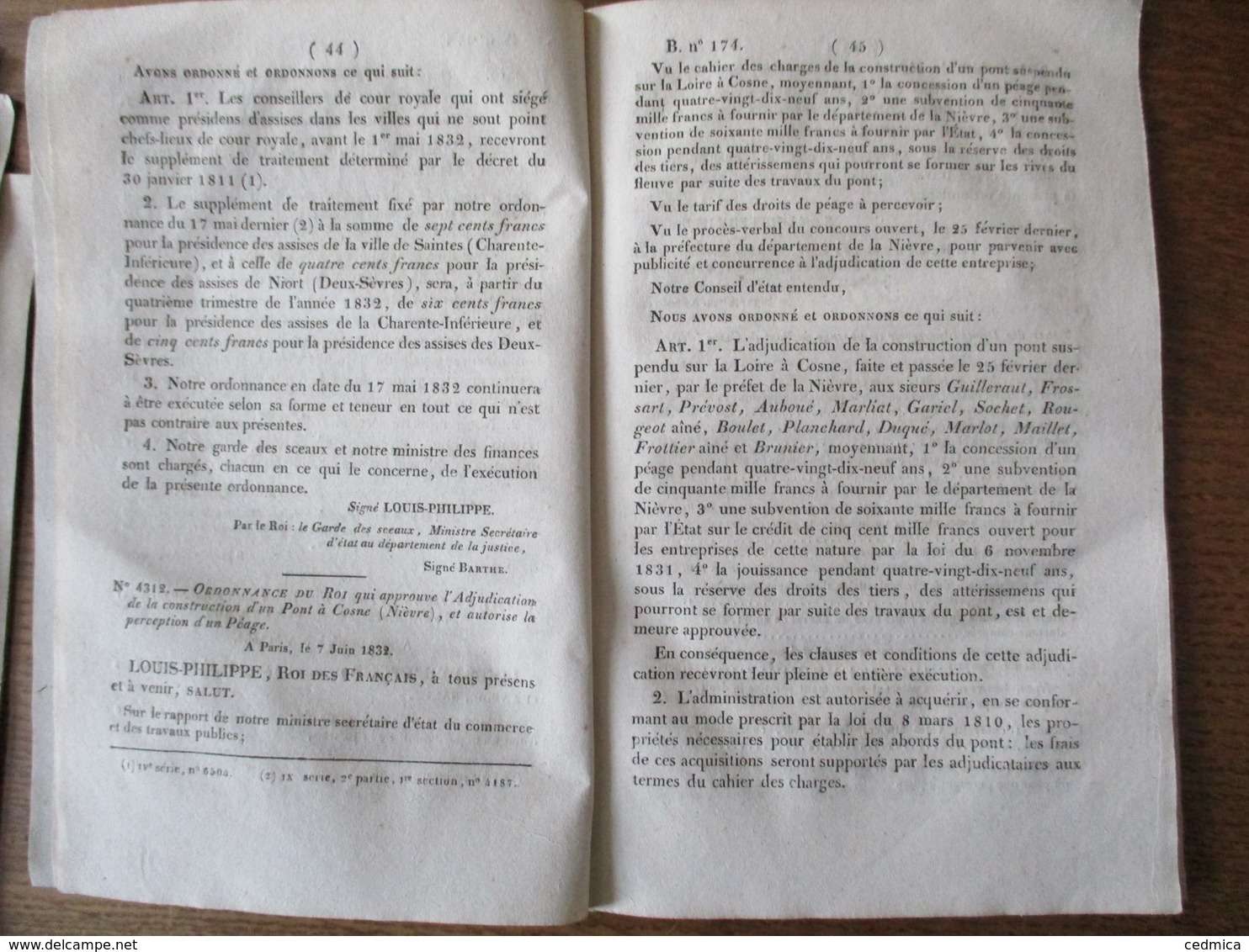 BULLETIN DES LOIS N°174 14 AOUT 1832 CONSTRUCTION D'UN PONT SUR L'YONNE ENTRE SAINT JULIEN DU SAULT ET VILLEVADIER PEAGE - Décrets & Lois