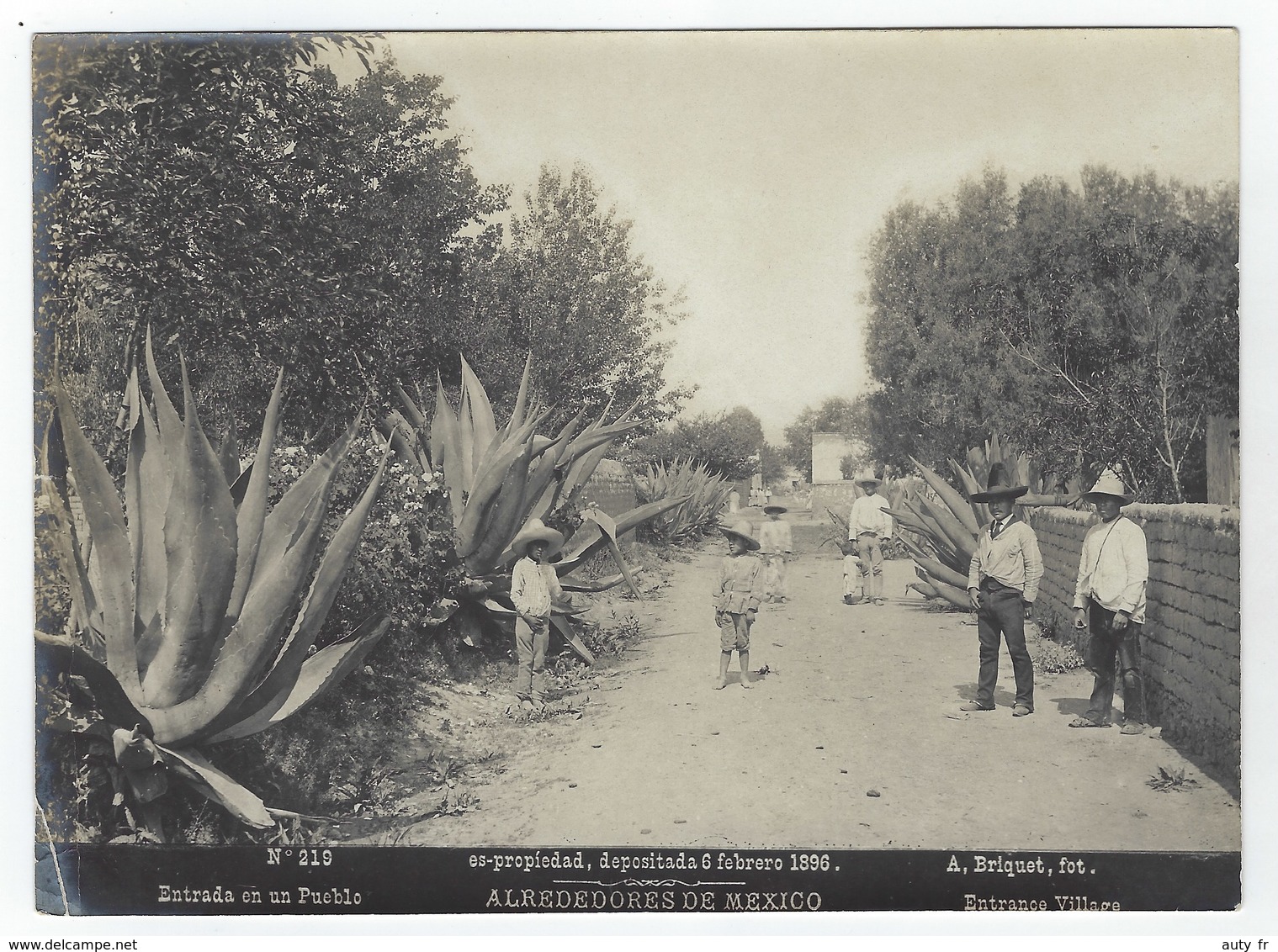 Photo Originale  Abel Briquet 1896. Alrededores De MEXICO - Entrada De Un Pueblo - Ancianas (antes De 1900)