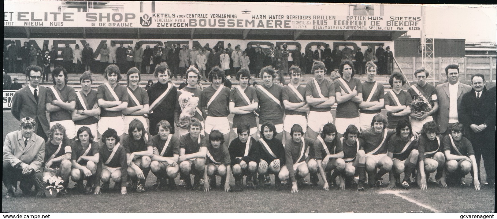 ZWEVEGEM   FOTO 1973  -  14 X 6 CM -  VOETBAL  JUNIORES - Zwevegem