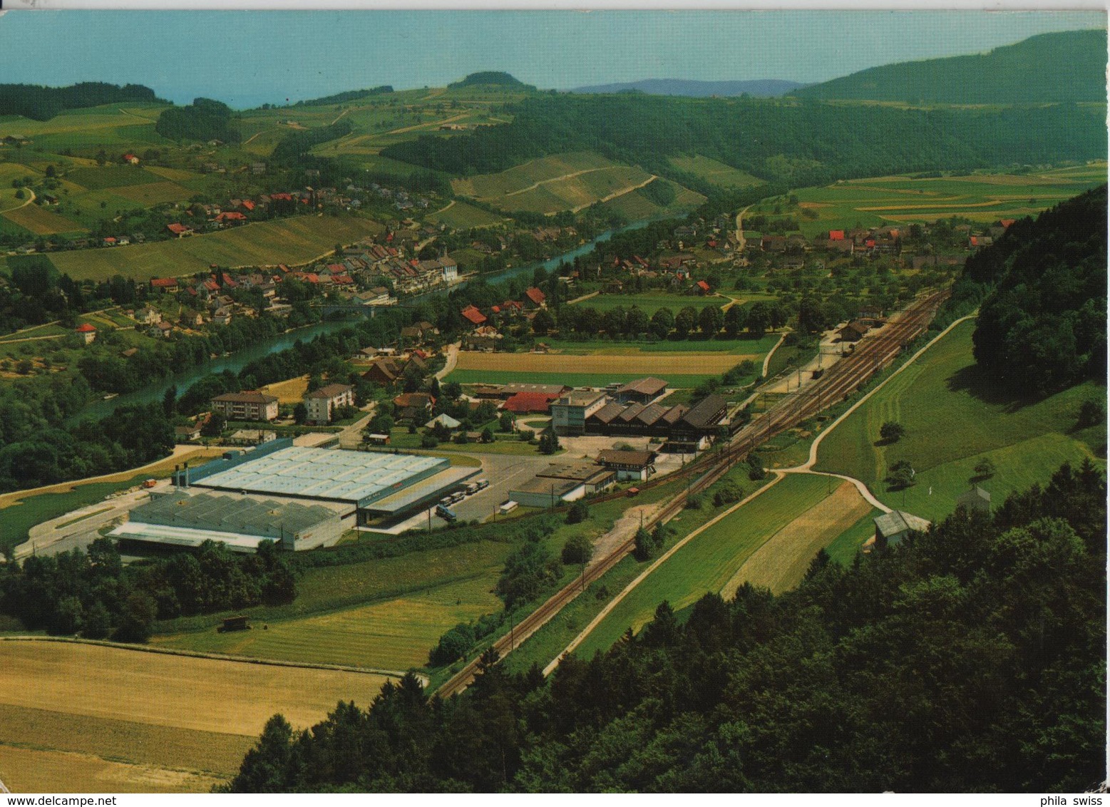 Das Malerische Städtchen Eglisau, Im Vordergrund Die Mineralquelle Eglisau AG - Flugaufnahme Swissair - Eglisau