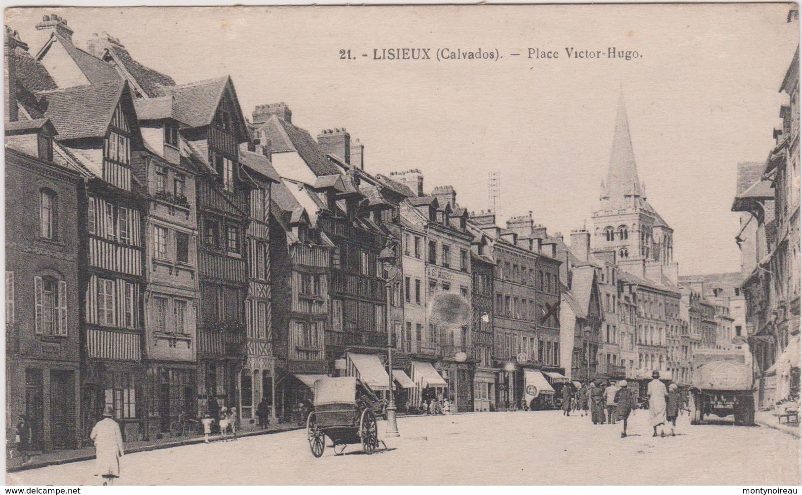 Calvados :  LISIEUX : Place   Victor  Hugo - Lisieux