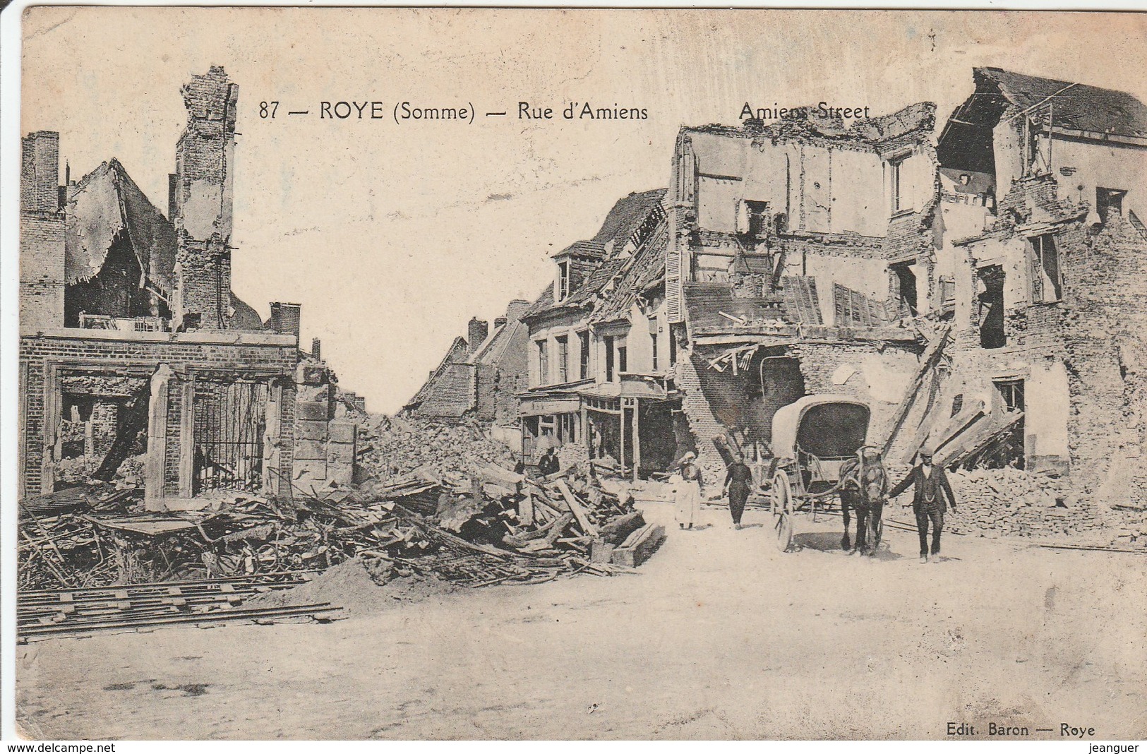 GUERRE 14 : ROYE  Rue D'Amiens - Roye