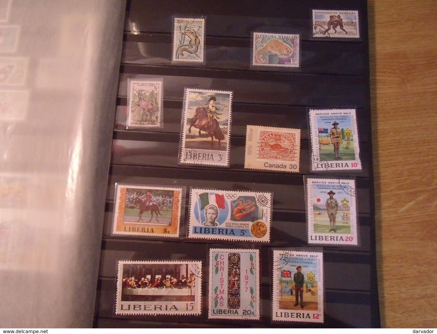 Album C / Collection De Timbres Divers Monde /  Tous Oblitérés   Ttb - Collections (with Albums)