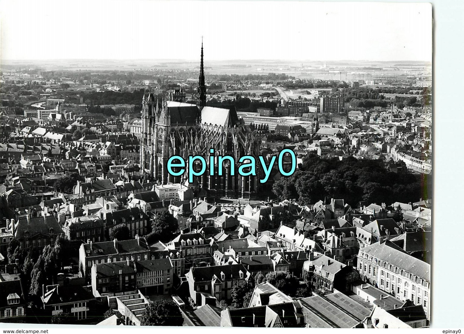 80 - AMIENS - Quartier De La Cathédrale Vu De La Tour Perret - PHOTOGRAPHE ROBERT PETIT - ATLAS-PHOTO - Lieux