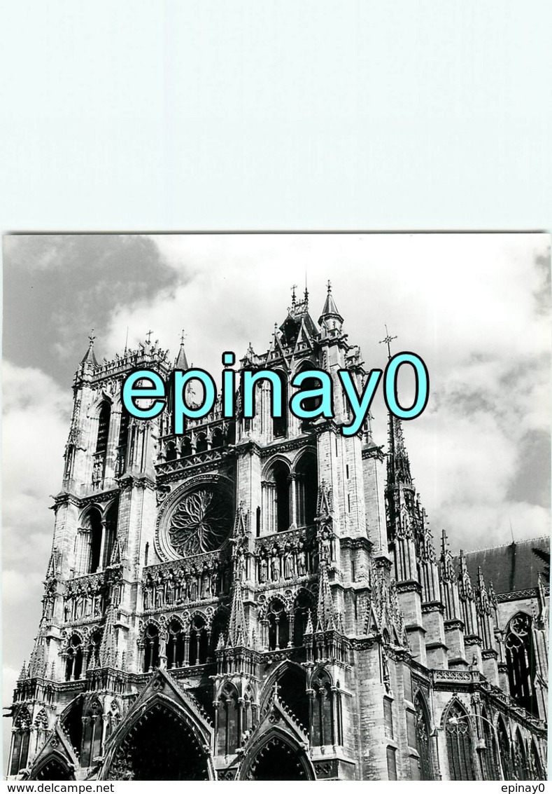 80 - AMIENS -  La Cathedrale - PHOTOGRAPHE ROBERT PETIT - ATLAS-PHOTO - Lieux