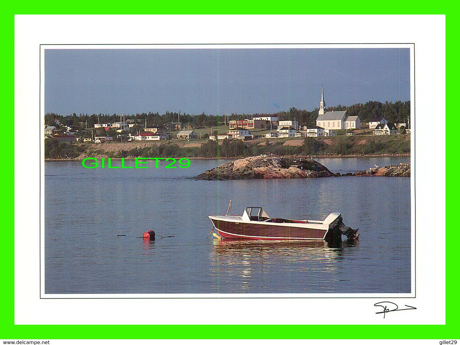 BAIE-SAINTE-CATHERINE, QUÉBEC - VUE DU VILLAGE - LE CYCLOPE - PHOTO, PIERRE RAMBAUD - - Saguenay