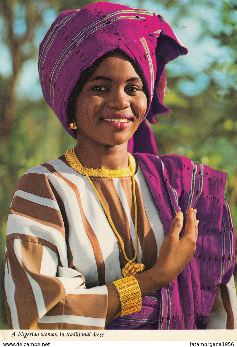 NIGERIA - 1981 - Cartolina Viaggiata  Riproducente Donna Nigeriana In Costume Tradizionale, Affrancata Con Yvert 291. - Nigeria
