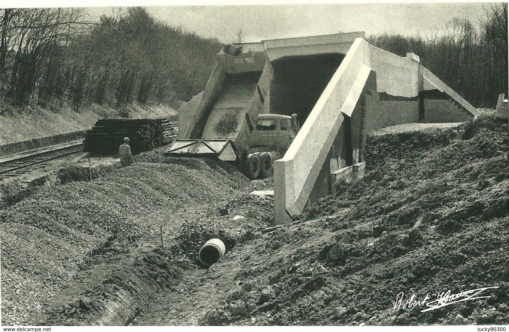 CHANTIER VOIE FERRÉE TGV - CONSTRUCTION CHEMIN DE FER ET PONT - SECTEUR CLUNY RN 79  - AVRIL 1980 - RARE 600 EXEMPLAIRES - Kunstbauten