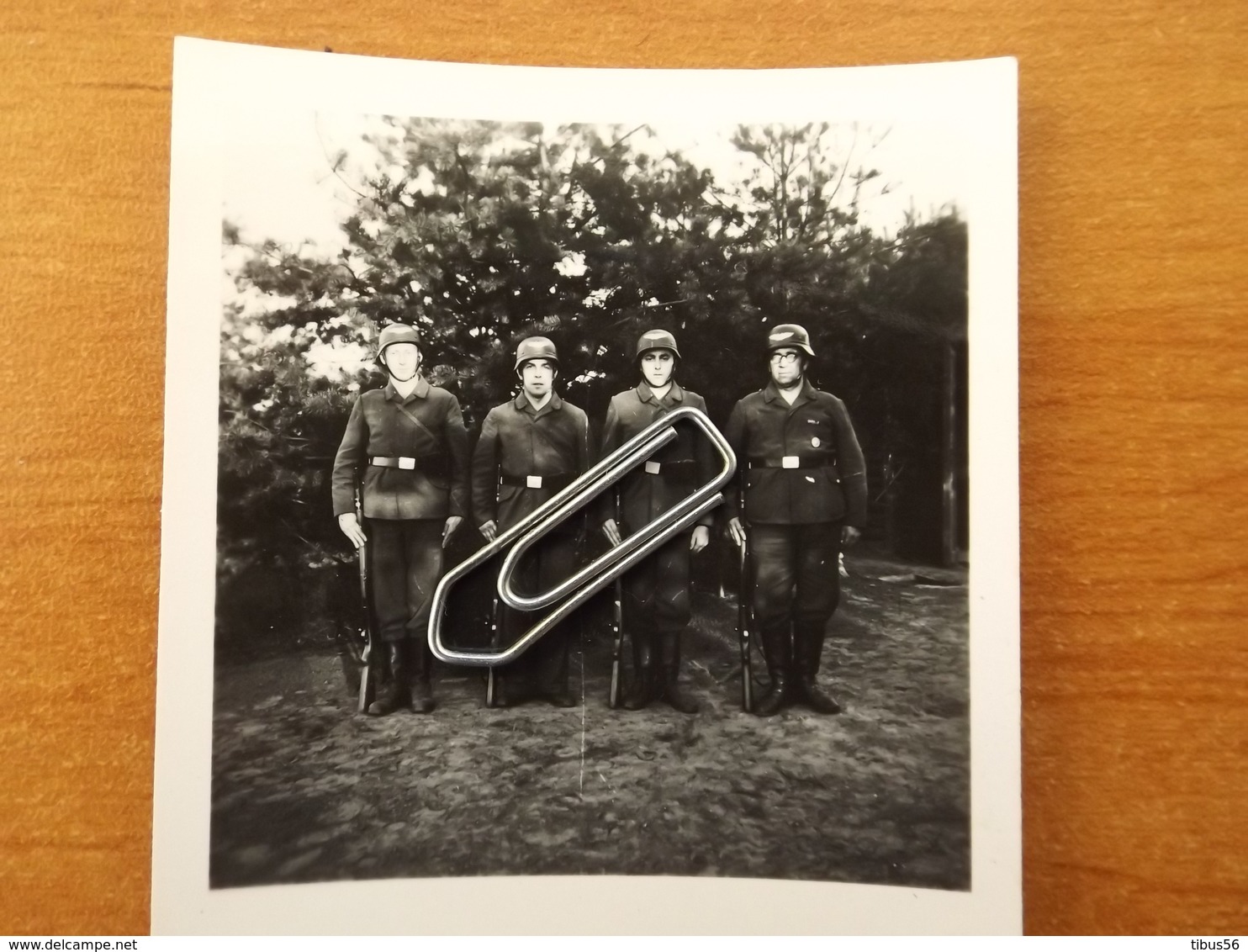 WW2 GUERRE 39 45 MILITARIA ANGOULEME SOLDATS ALLEMANDS VILLE LOGEMENT RUE INFIRMIERS SENTINELLE VEHICULE