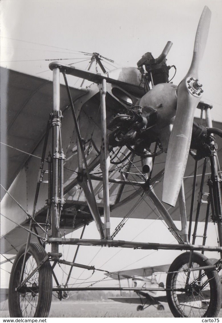 Photographie - Aviation - Gros Plan Avion Monoplan Blériot - Aérodrome - Fotografie