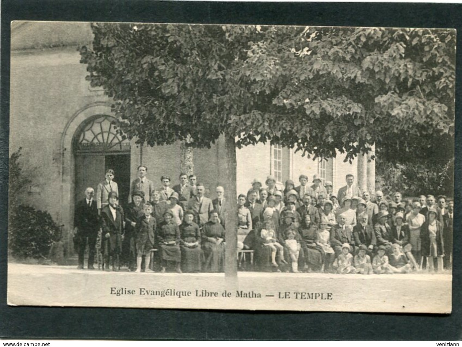 CPA - Eglise Evangélique Libre De MATHA - Le Temple, Très Animé - Matha