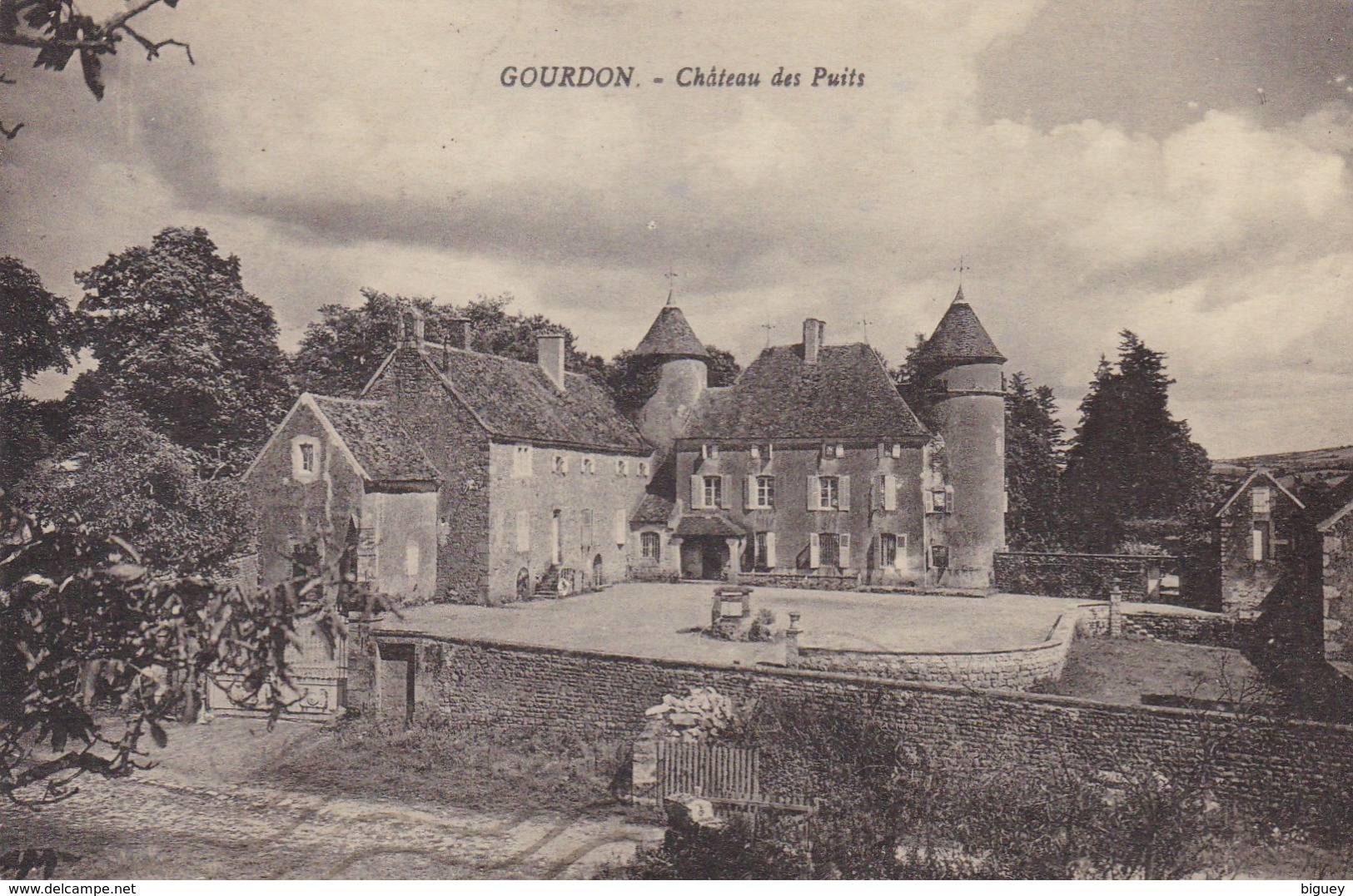 LOT - 46 - GOURDON - Château Des Puits. - Gourdon