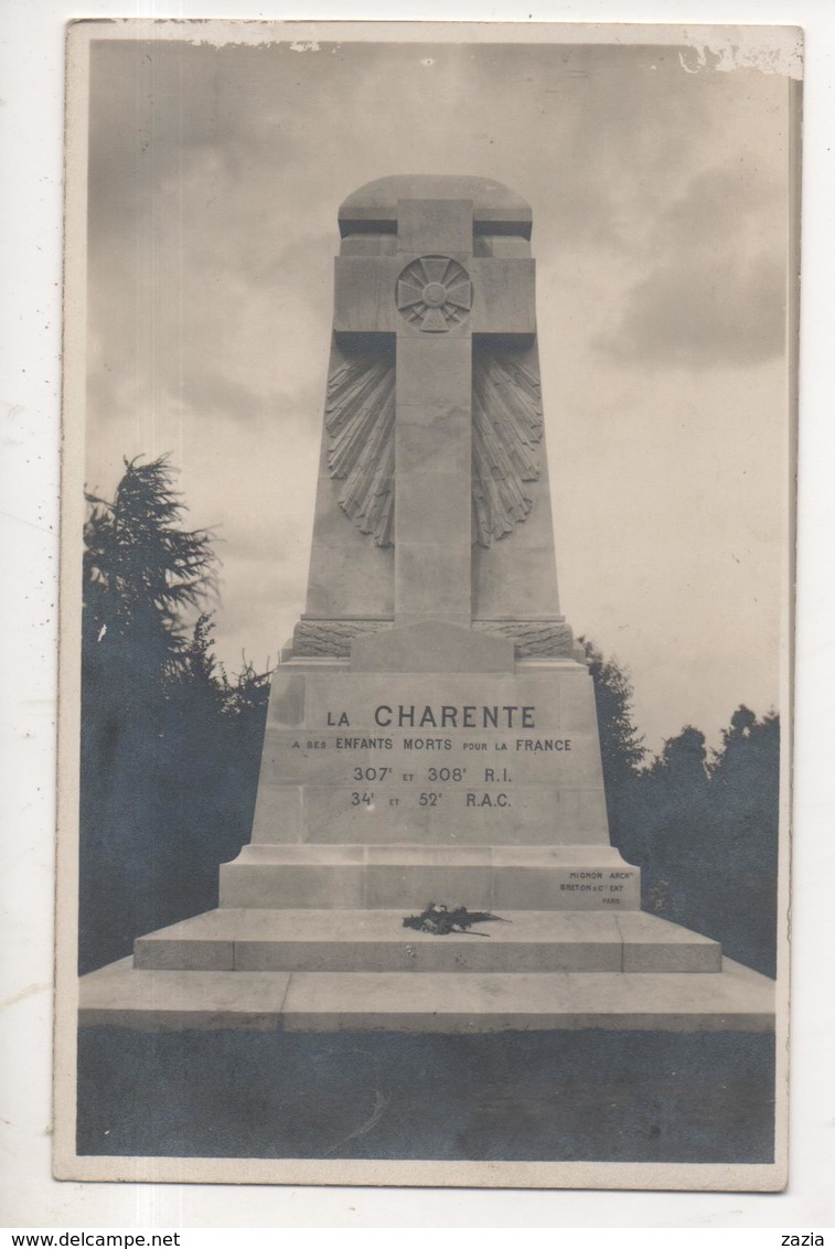 80.506/ Carte Photo Monument Aux Morts "La Charente à Ses Enfants Morts 307°et 308° RI 34° Et 52°RAC à MOISLAINS - Moislains