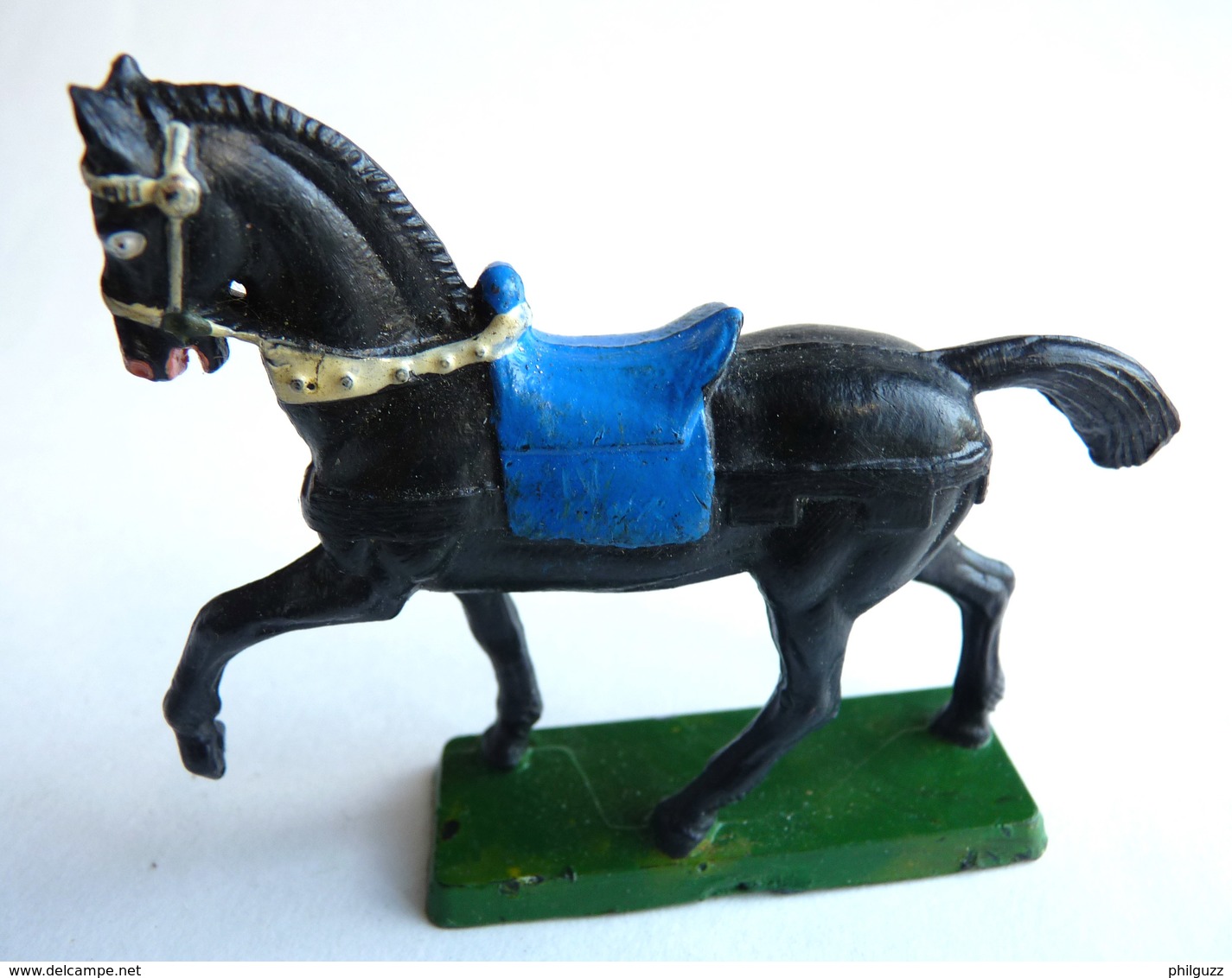 FIGURINE STARLUX CHEVAL MEDIEVAL NOIR (4) Série Ordinaire 1976 Moyen Age - Starlux