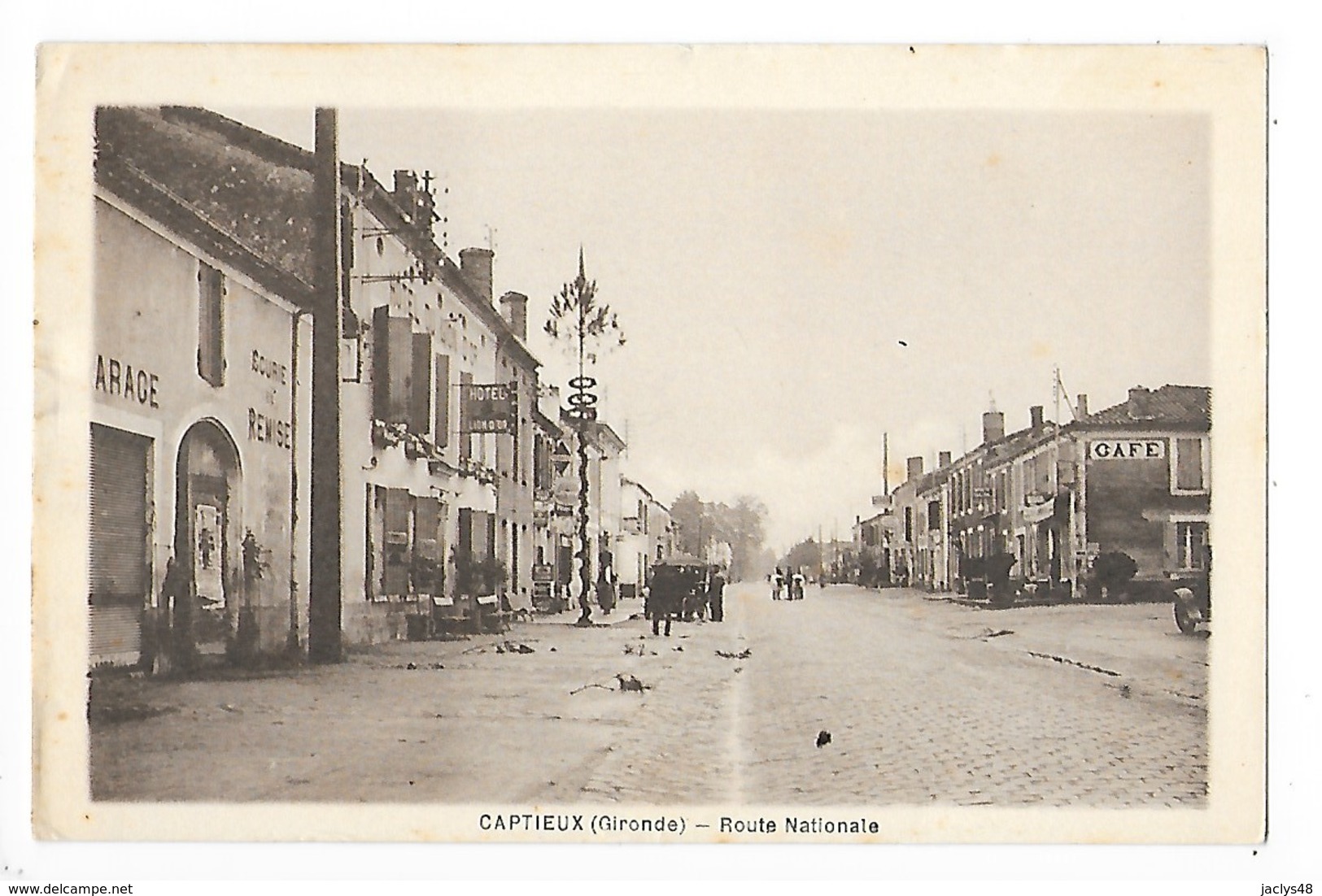 CAPTIEUX  (cpa 33)  Route Nationale -  Hôtel Du Lion D'Or   -  L 1 - Autres & Non Classés