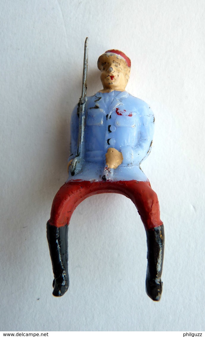 FIGURINE MARQUE INCONNUE Armees Modernes WWI CAVALIER OFFICIER SABRE A L'EPAULE Sabre Restauré Sans Cheval - Army