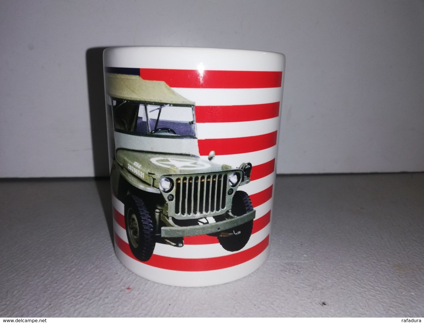 TASSE Ceramique MUG COFFEE NOEL JEEP US FLAG WILLYS MB FORD GPW HOTCHKISS M201 - Voertuigen