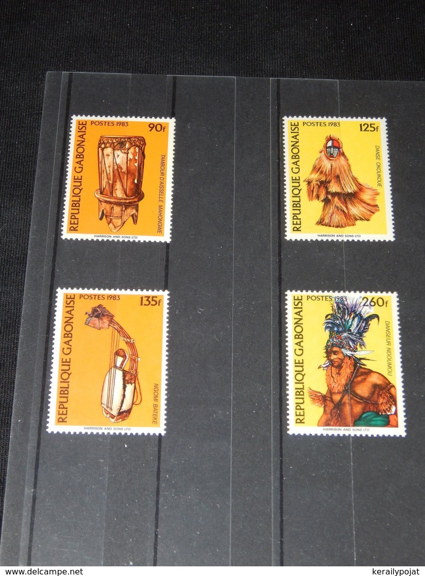 Gabon - 1983 Folklore MNH__(TH-9919) - Gabon