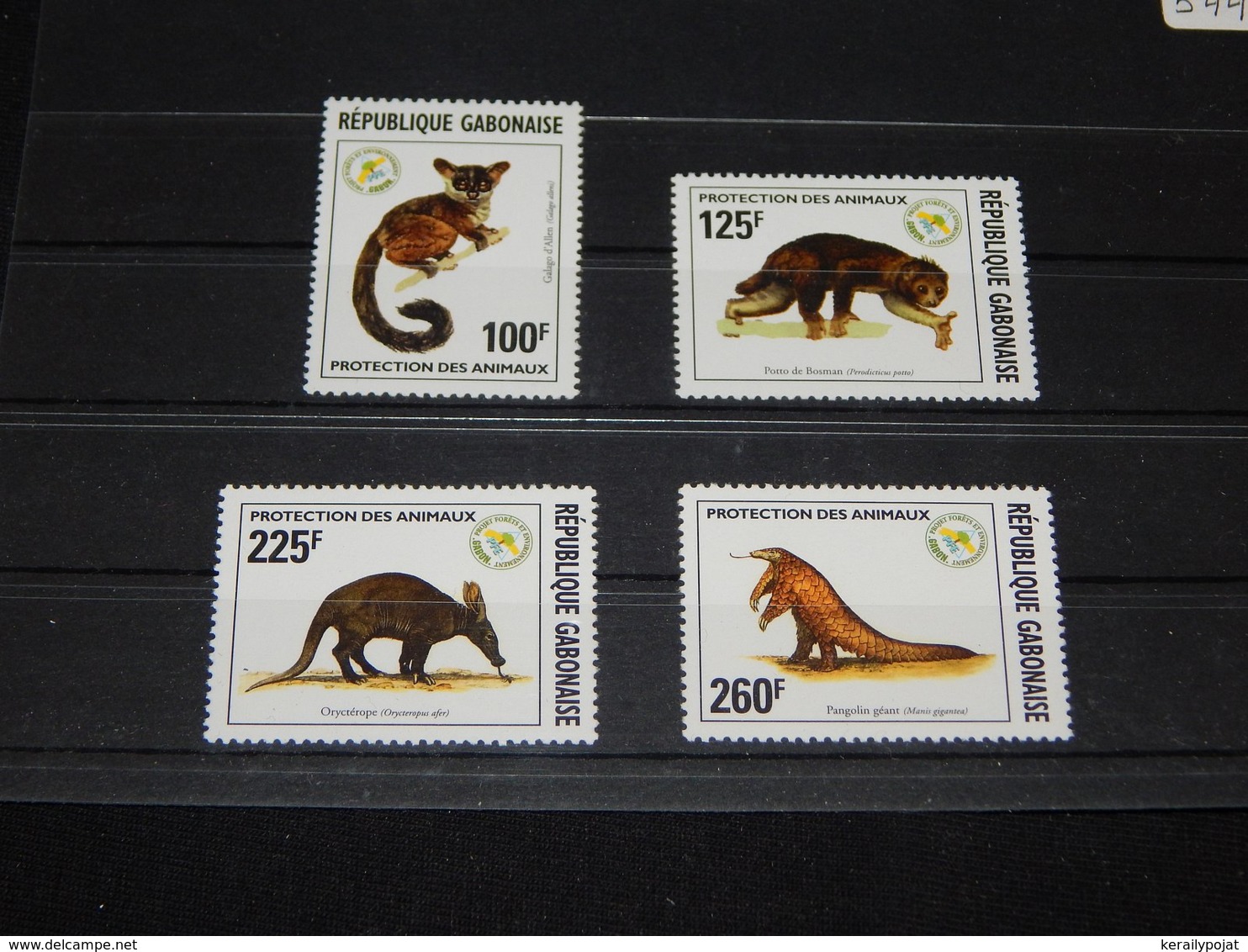 Gabon - 1996 Rare Animals MNH__(TH-5441) - Gabón (1960-...)