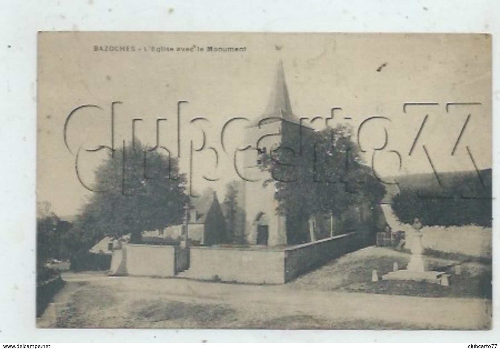 Bazoches (58) : L'église Et Le Monument Aux Morts Env 1919 PF. - Bazoches
