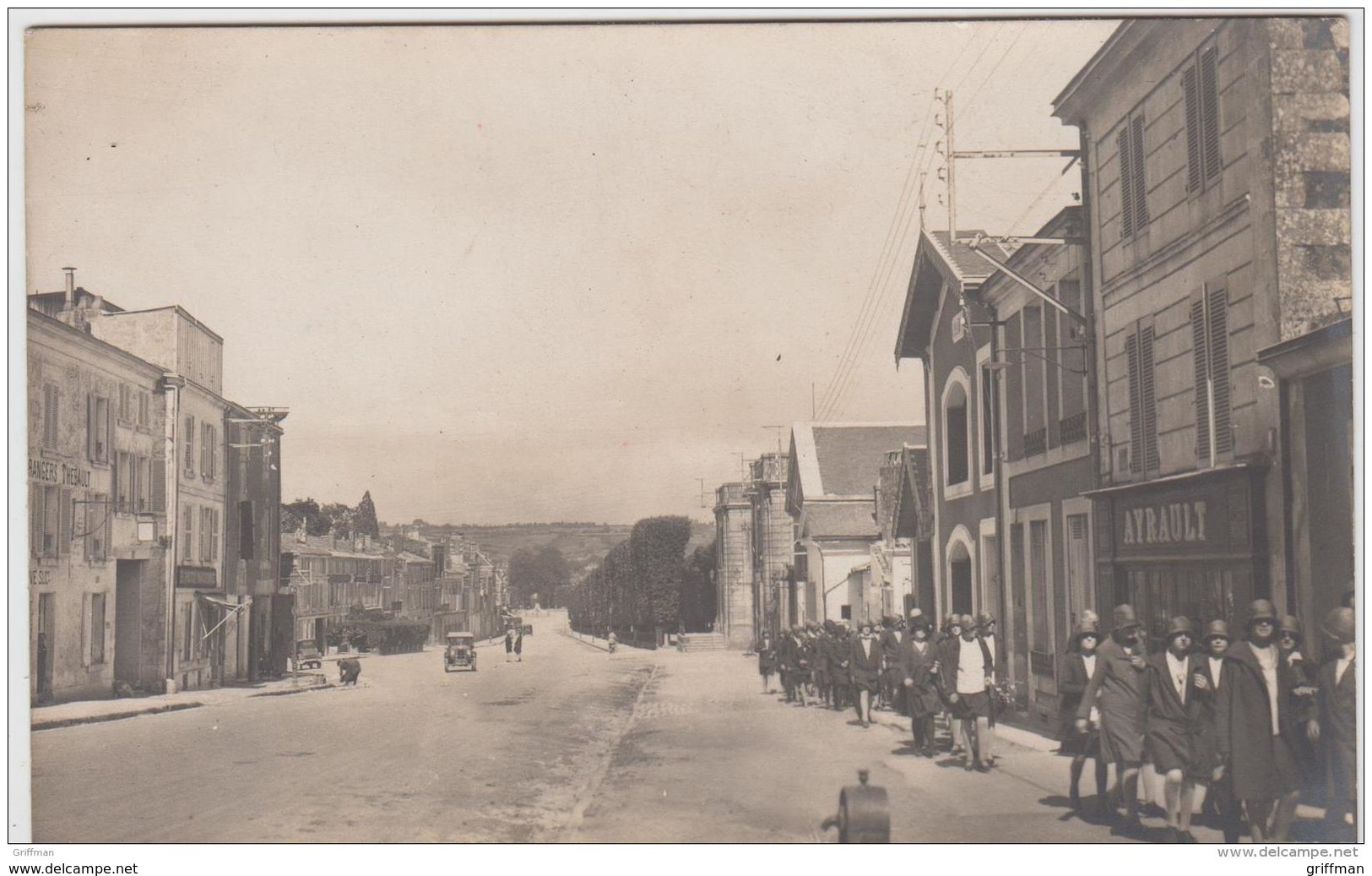 SAINT MAIXENT L'ECOLE PHOTO CARTE RUE DE LA TOUR CARREE ENVIRONS 1930 TBE - Saint Maixent L'Ecole