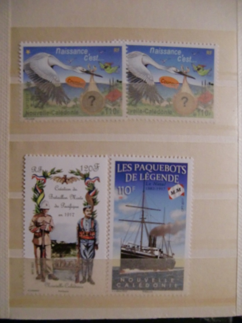 NOUVELLE CALEDONIE TIMBRES PERSONNALISES ET TIMBRES NEUFS** - Collections, Lots & Séries