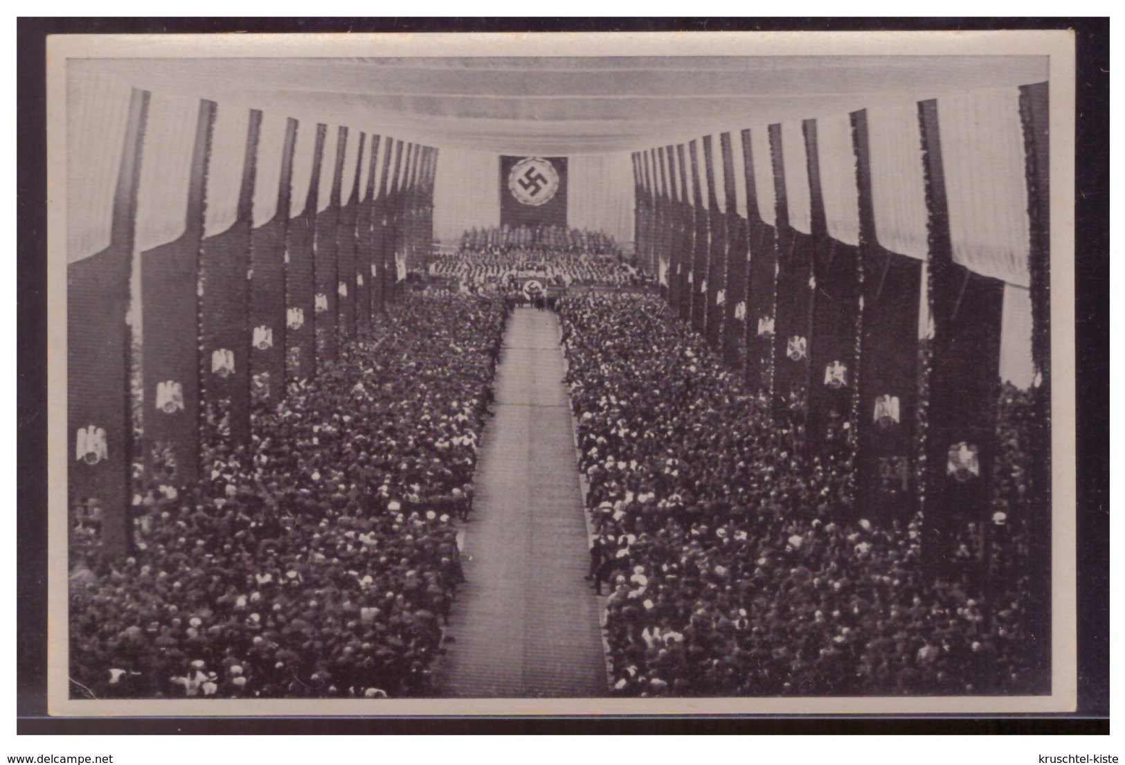 DT- Reich (005747) Propaganda Sammelbild Deutschland Erwacht"" Bild 211, Nürnberger Parteitag 1933 Kongreßhalle - Briefe U. Dokumente