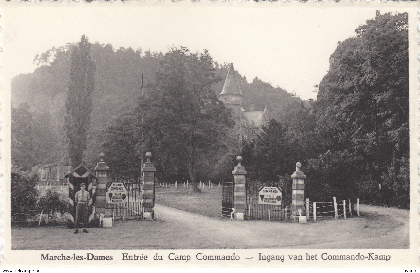 MARCHE LES DAMES / CASERNE / ENTREE DU CAMP  PARA COMMANDO - Namen