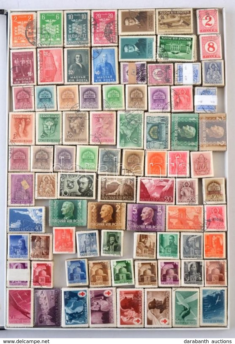 O 1900-1946 446 Db Bündli, Közte Képesek Is. Szép Régi Tétel 5 Db Papírtálcán. - Used Stamps