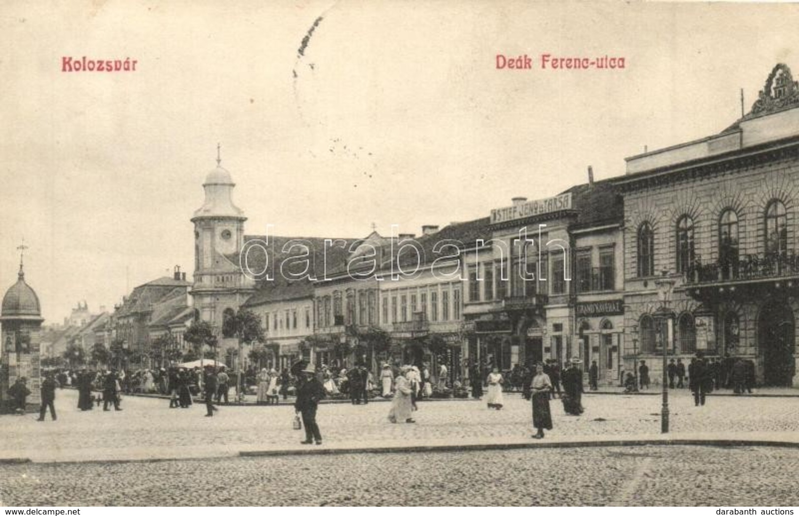 T2 1909 Kolozsvár, Cluj; Deák Ferenc Utca, Stief Jenő és Társa üzlete, Grand Kávéház, Piac, Hirdetőoszlop / Street View  - Unclassified