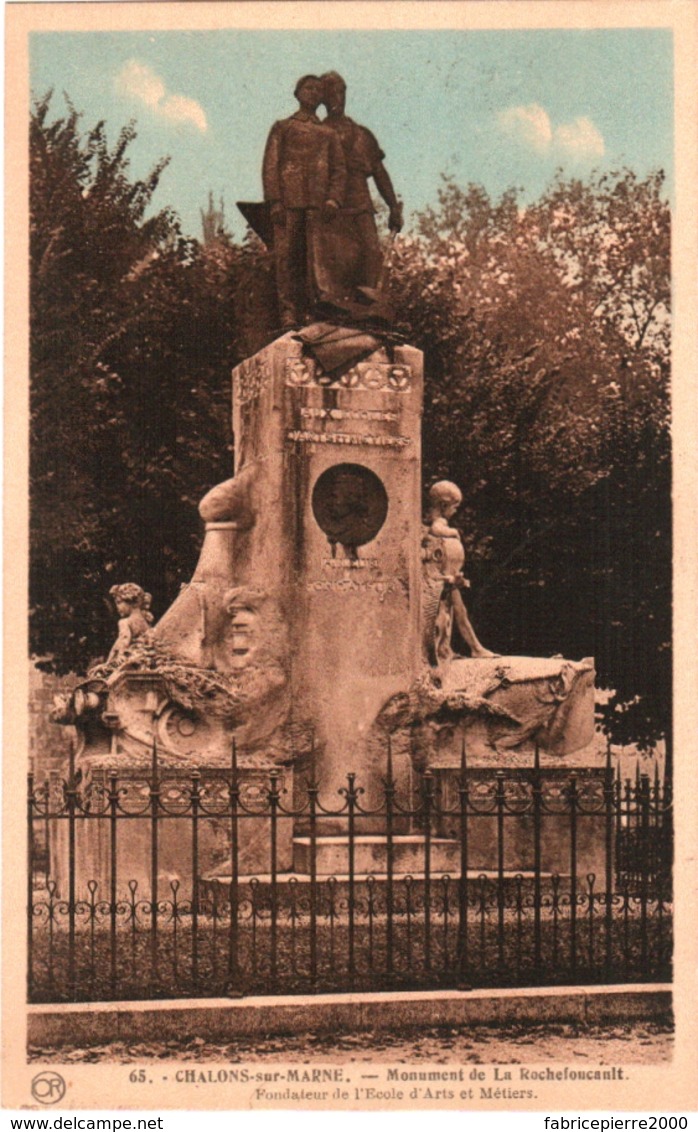 CPA 51 (Marne) Châlons - Monument De La Rochefoucault, Fondateur De L'Ecole D'Arts Et Métiers TBE Couleur - Châlons-sur-Marne