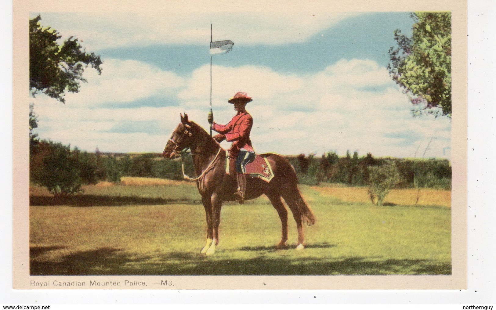 4 ROYAL CANADIAN MOUNTED POLICE, Old White Border Postcards - Unclassified