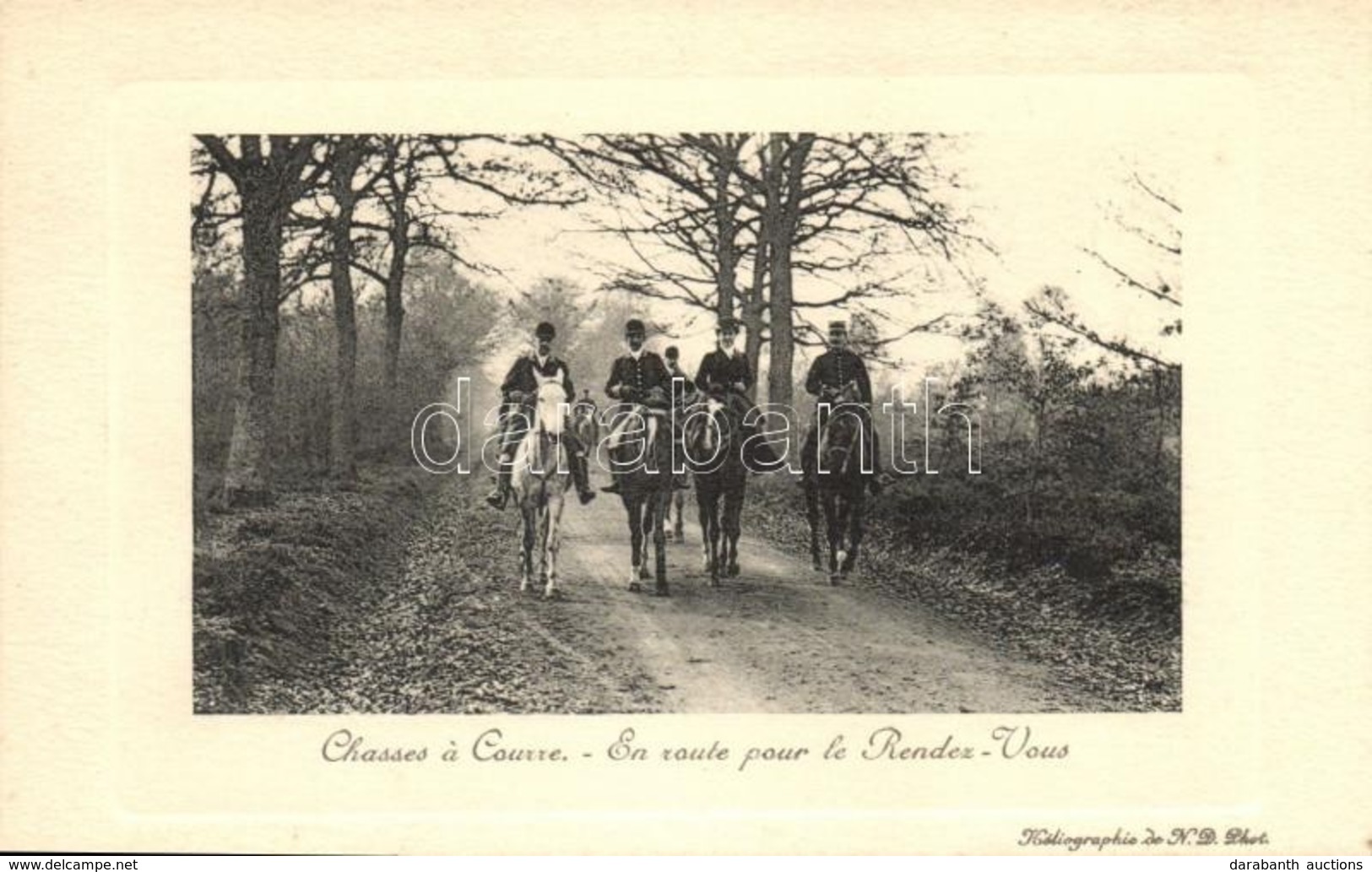 ** T2 'Chasses A Courre - En Route Pour Le Rendez-Vous' / Hunters On Horses, Enroute To The Rendezvous - Unclassified