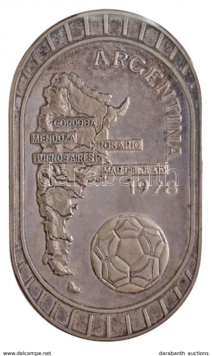 1978. 'Labdarúgó VB Argentina' Peremén Jelzett, Stadion Formájú Ag Plakett Dísztokban (67,4g/72x42mm) T:1- (eredetileg P - Unclassified