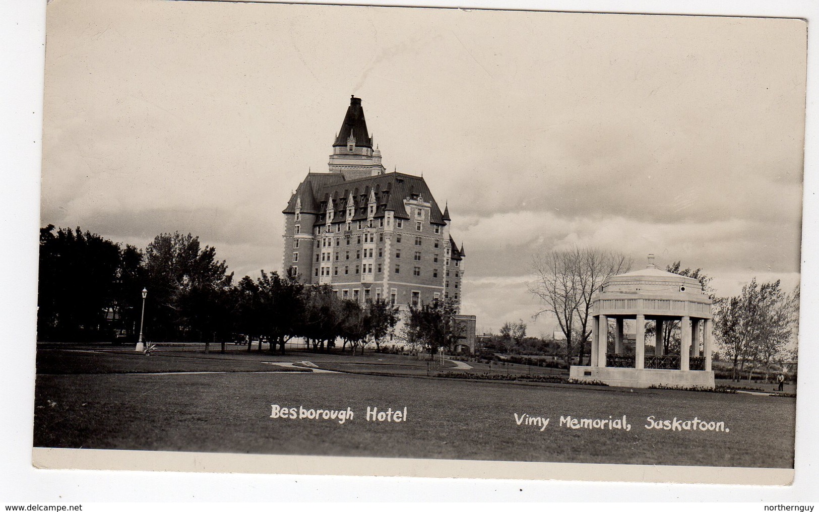 SASKATOON, Saskatchewan, Canada, Besborough (spelling Mistake) Hotel & Vimy Memorial, 1947 RPPC - Saskatoon