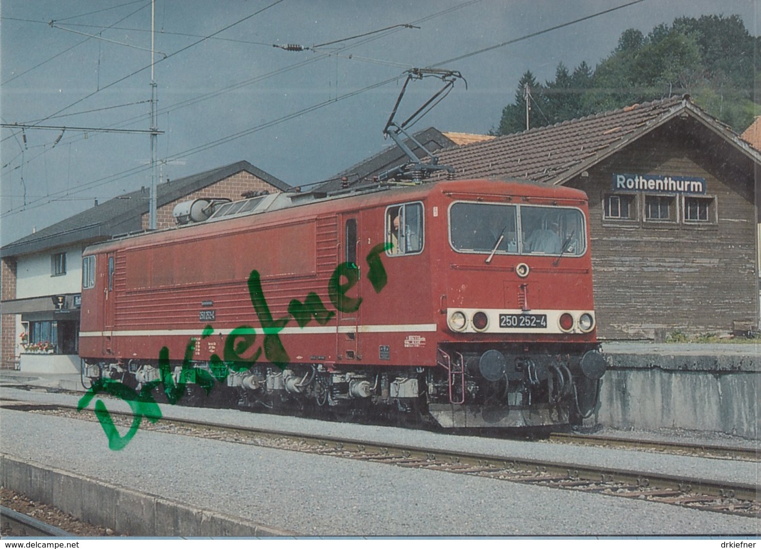 DRB  250 252-4, Elektr. Güterzug Lokomotive Im Bf  Rothenthurm 1990, Deutsche Reichsbahn, Eisenbahn, Train - Trains
